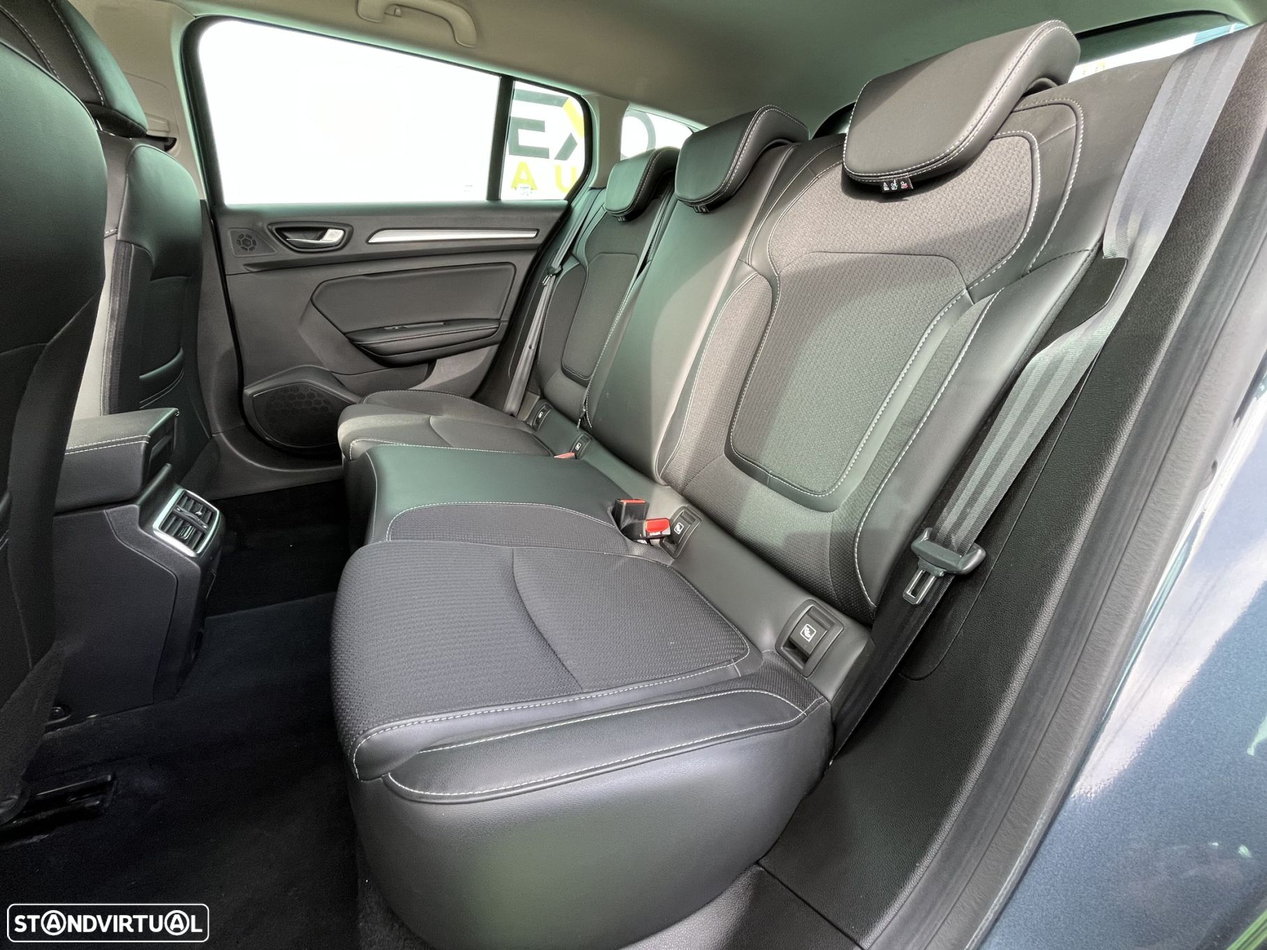 Renault Mégane Sport Tourer BLUE dCi 115 EDC BUSINESS EDITION - 12