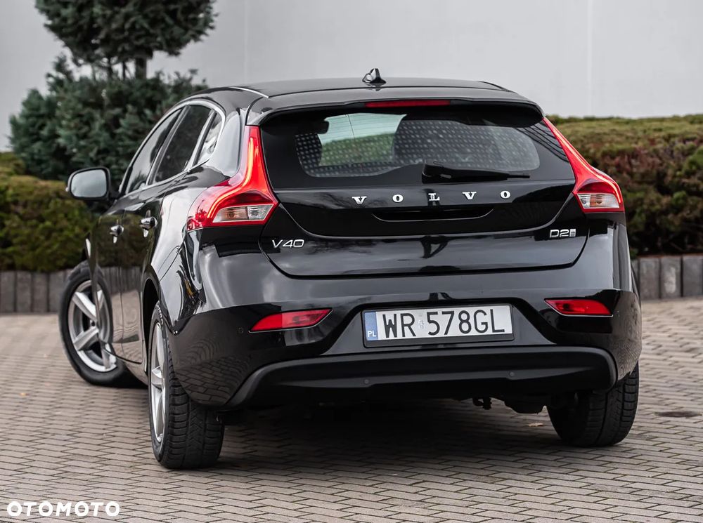 Volvo V40 D2 Inscription - 8