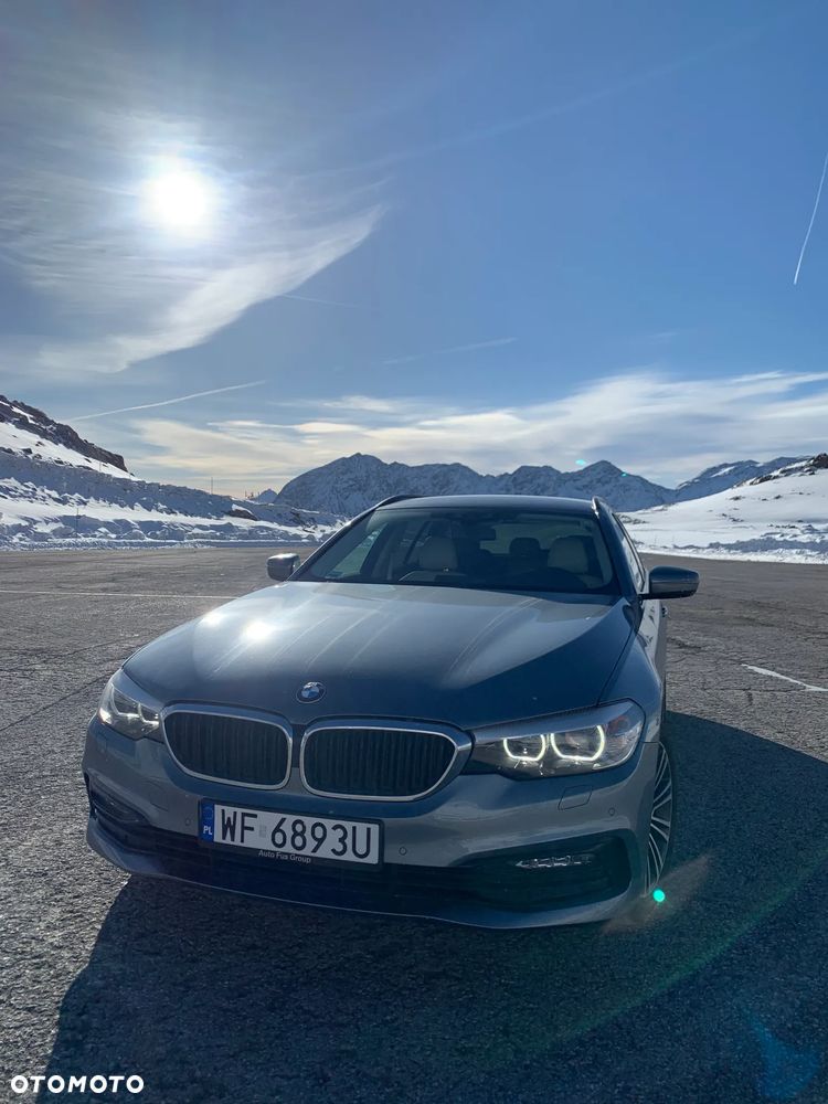 BMW Seria 5 520d xDrive Sport Line sport - 2