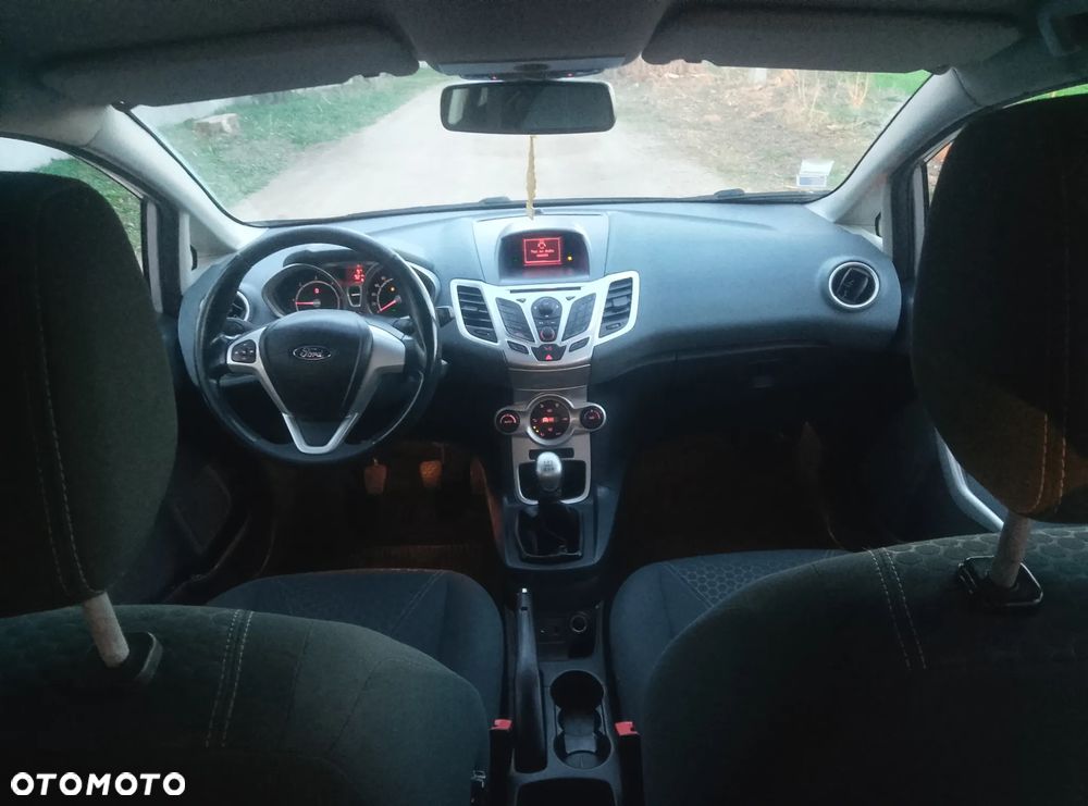 Ford Fiesta 1.6 TDCi Titanium - 2