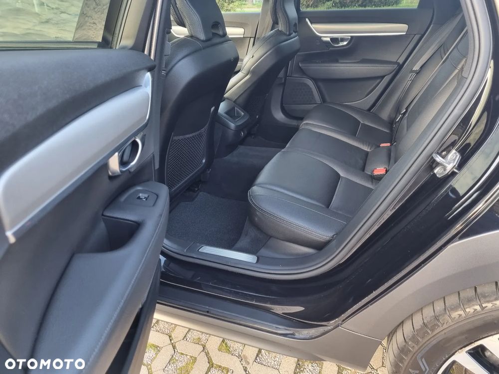 Volvo V90 Cross Country D4 AWD Geartronic Pro - 17