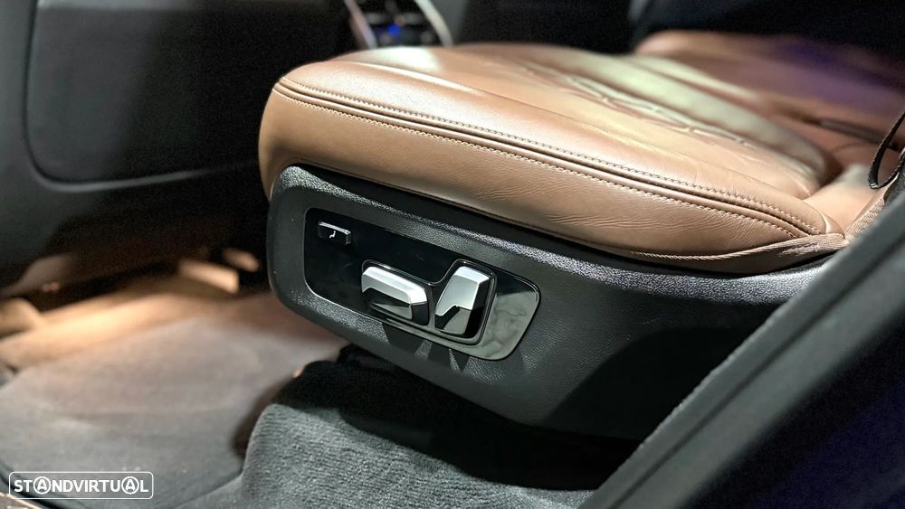 BMW X7 30 d xDrive Pack M - 45