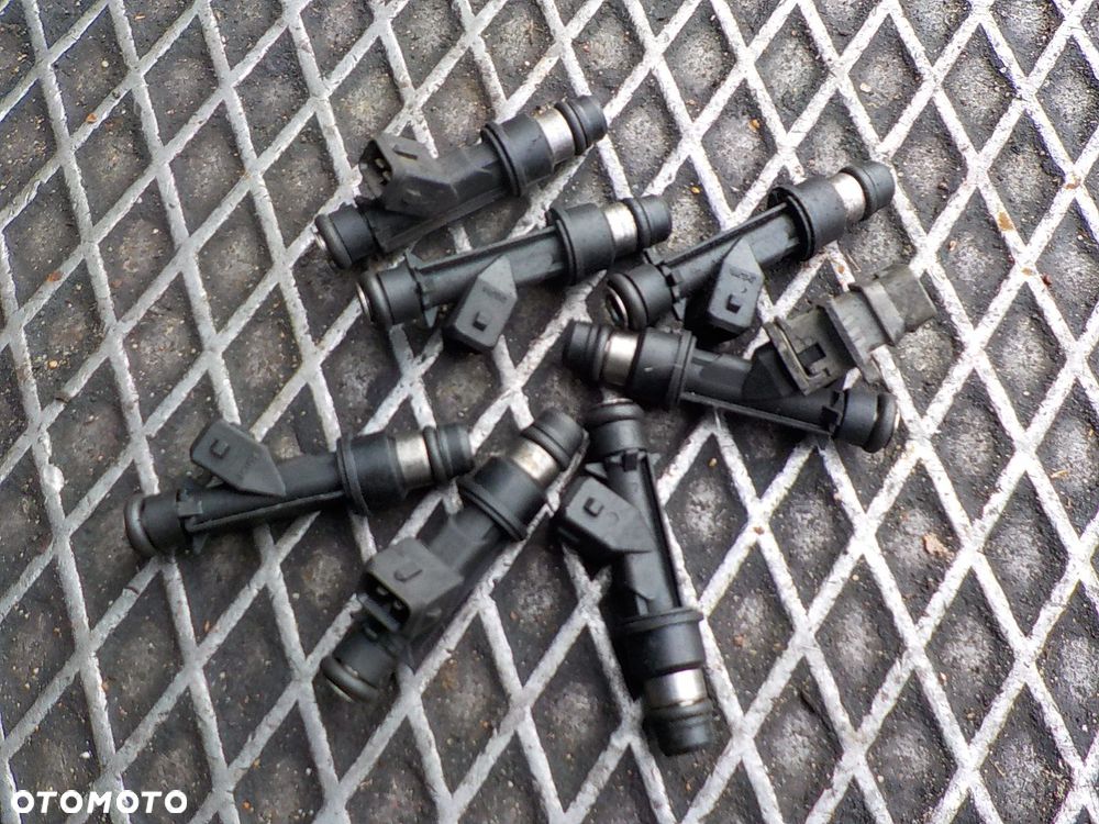 OPEL MERIVA ZAFIRA VECTRA 1.6 16 V B  WTRYSKIWACZ 25313846 - 1