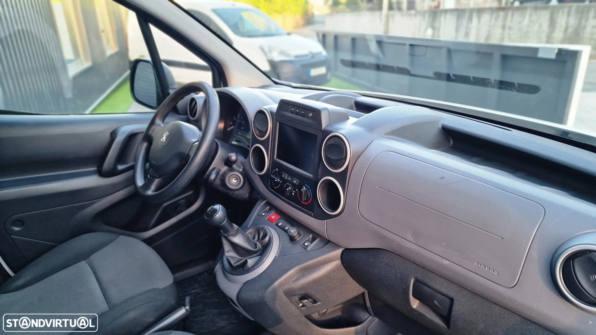 Peugeot PARTNER 1,6 HDI PREMIUM 100CV 3 LUG GPS - 16