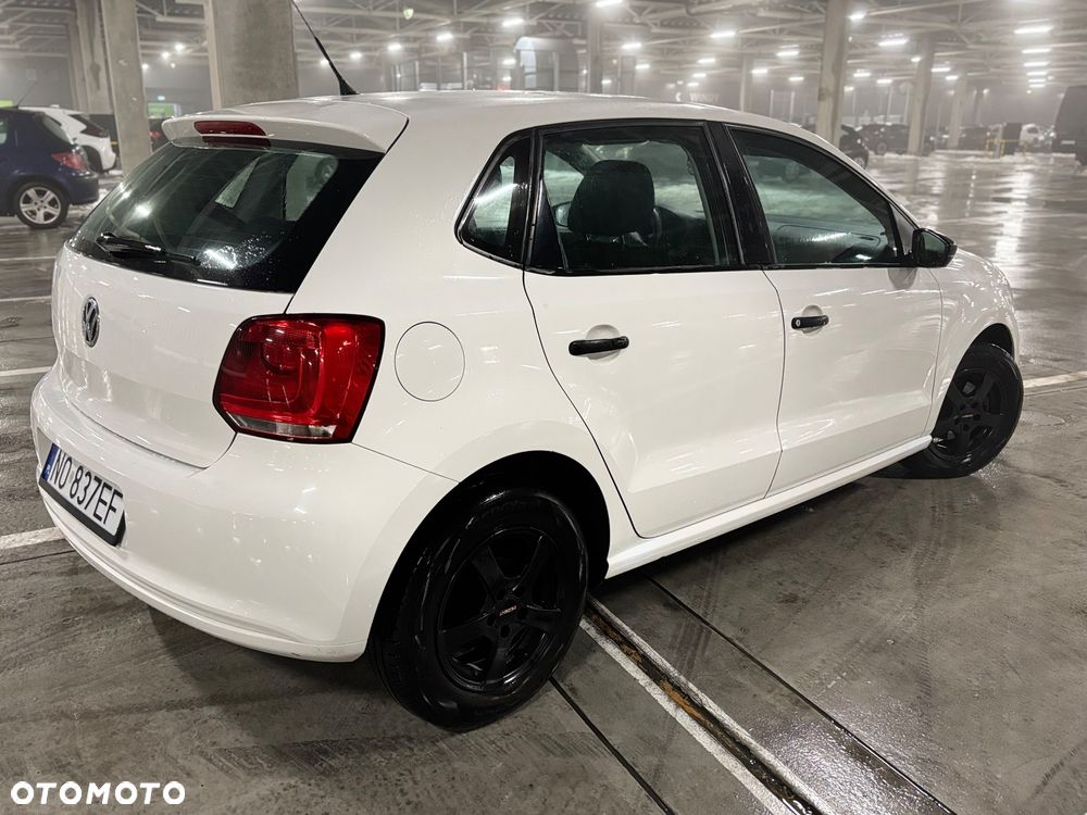 Volkswagen Polo - 11