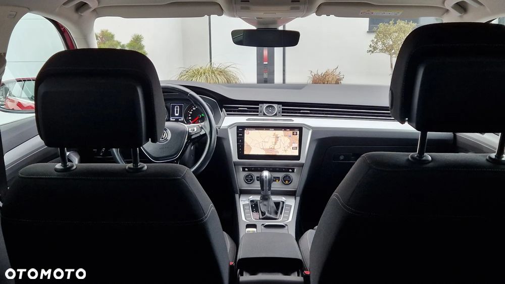 Volkswagen Passat - 27