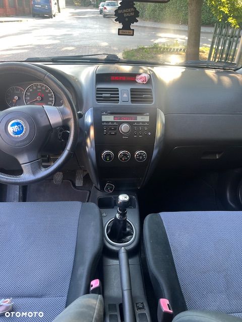 Fiat Sedici 1.6 16V 4x4 Dynamic - 3