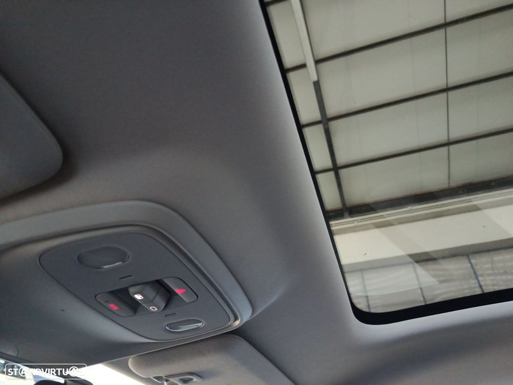 Leapmotor C10 28.4 kWh REEV - 23