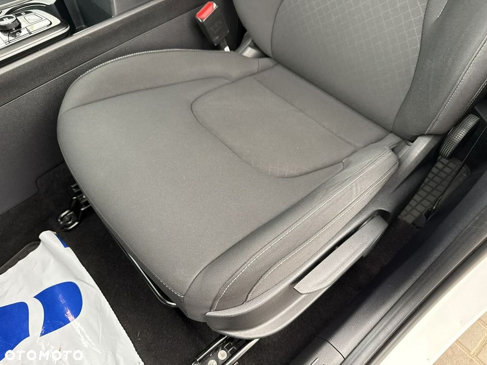 Kia Sportage 1.6 T-GDI MHEV M 2WD DCT - 17