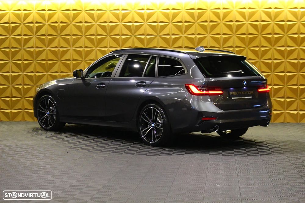 BMW 330 e Line Sport Auto - 16