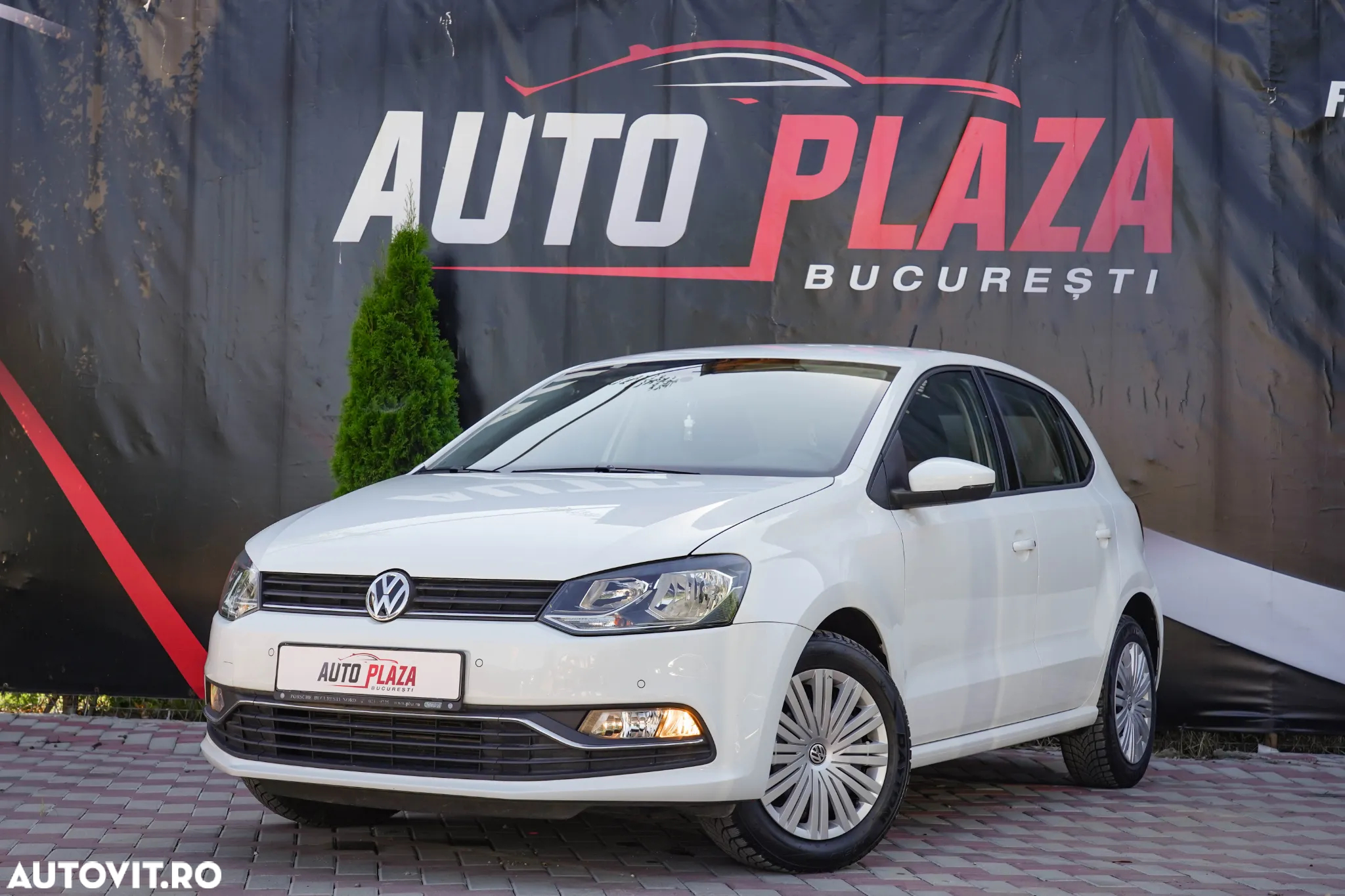 Volkswagen Polo 1.2 TSI Comfortline - 6