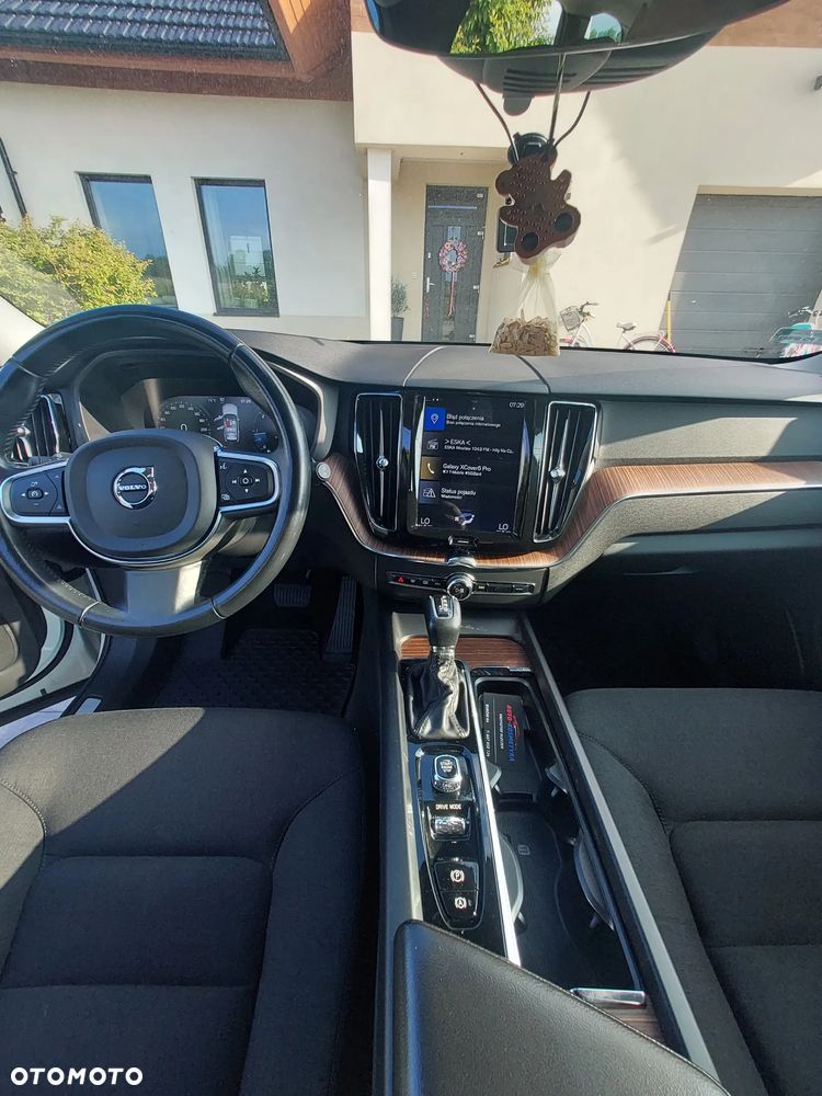 Volvo XC 60 D4 Momentum - 13