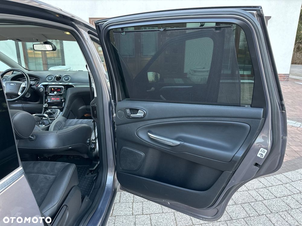 Ford S-Max 2.0 TDCi DPF Titanium - 39