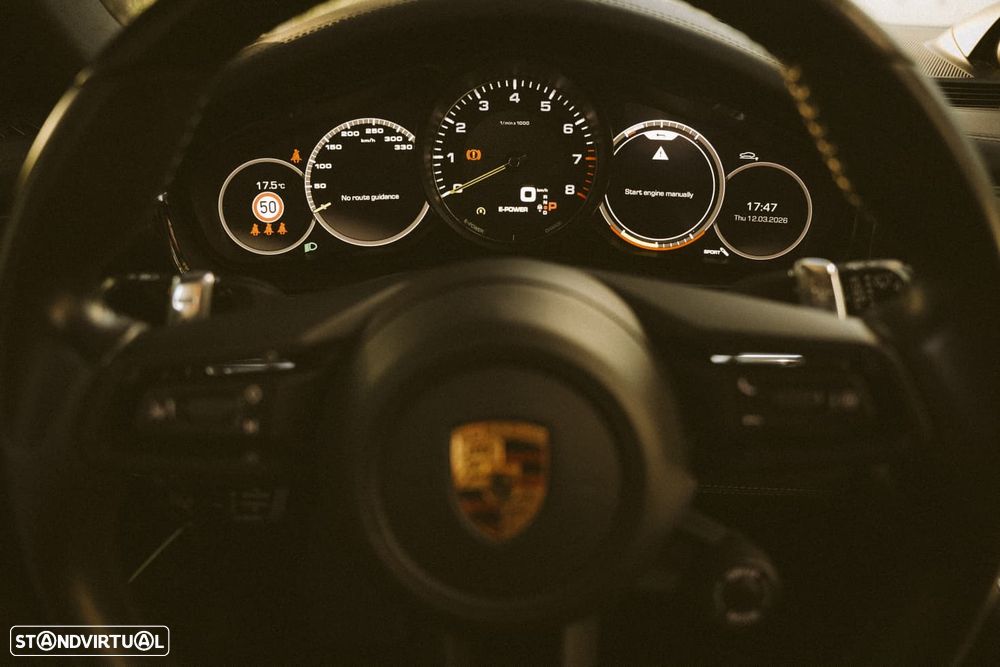 Porsche Panamera Sport Turismo 4S E-Hybrid - 16