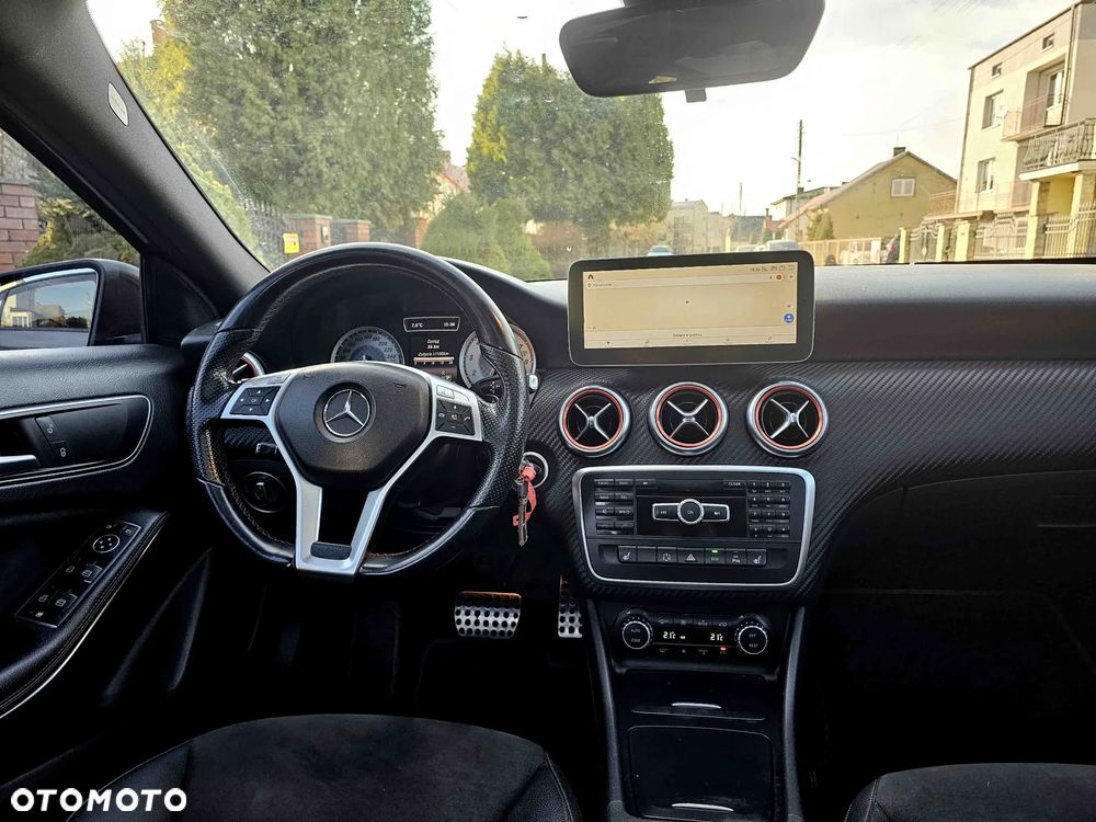 Mercedes-Benz Klasa A 250 4Matic 7G-DCT AMG Line - 20