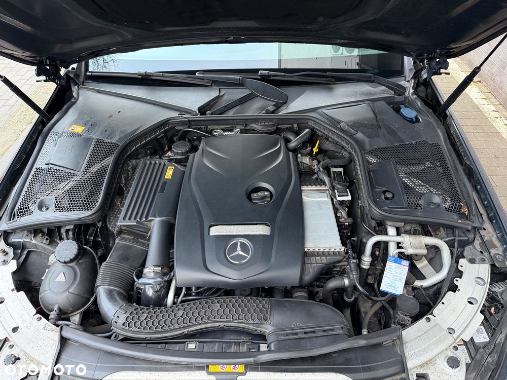 Mercedes-Benz Klasa C 200 Avantgarde - 37