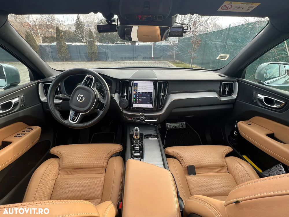 Volvo XC 60 T8 AWD Recharge Geartronic Inscription - 3
