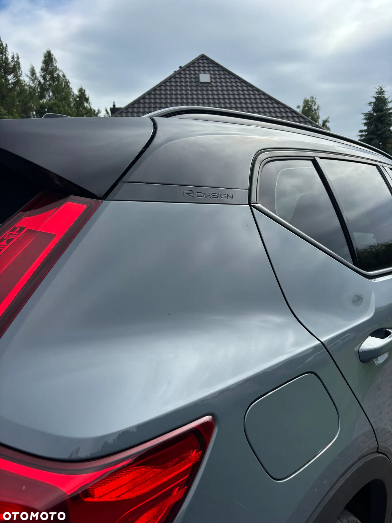 Volvo XC 40 D4 AWD Geartronic R-Design - 5
