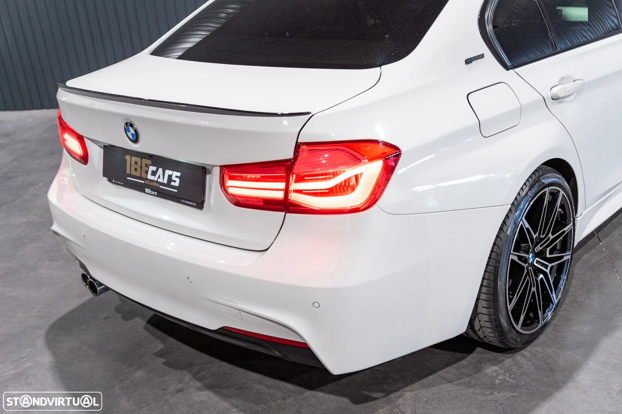 BMW 330 e iPerformance Pack M - 54
