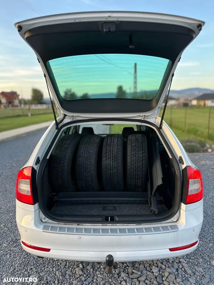 Skoda Octavia 1.6 TDI Ambiente - 12