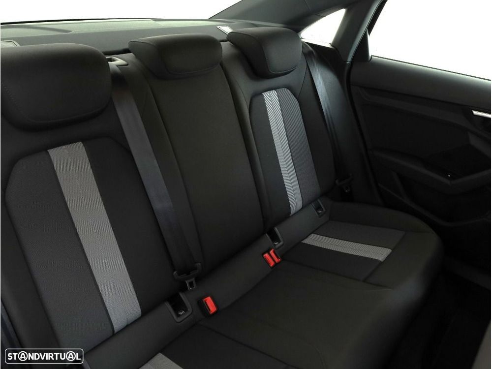 Audi A3 Limousine 30 TDI - 14