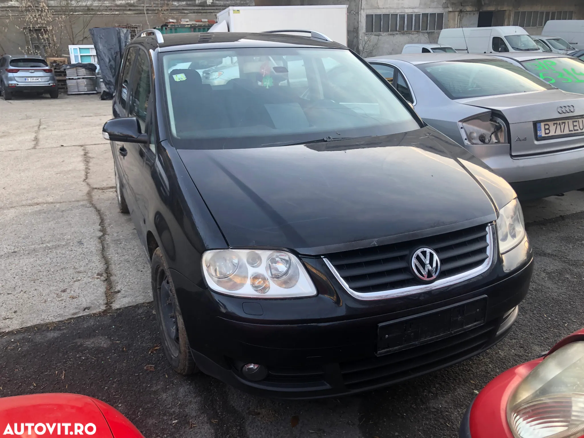 Dezmembrez VW Volkswagen Touran negru 2006 2.0 BMM - 2