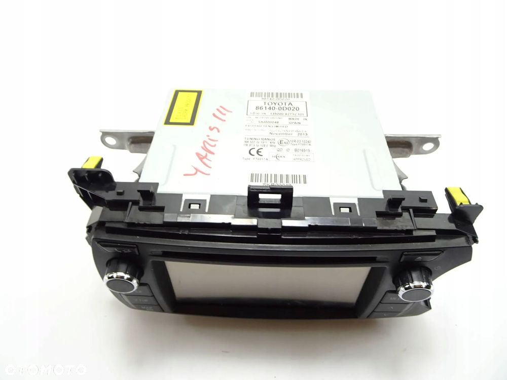 radio cd gps toyota yaris iii 11-17 r. - 2