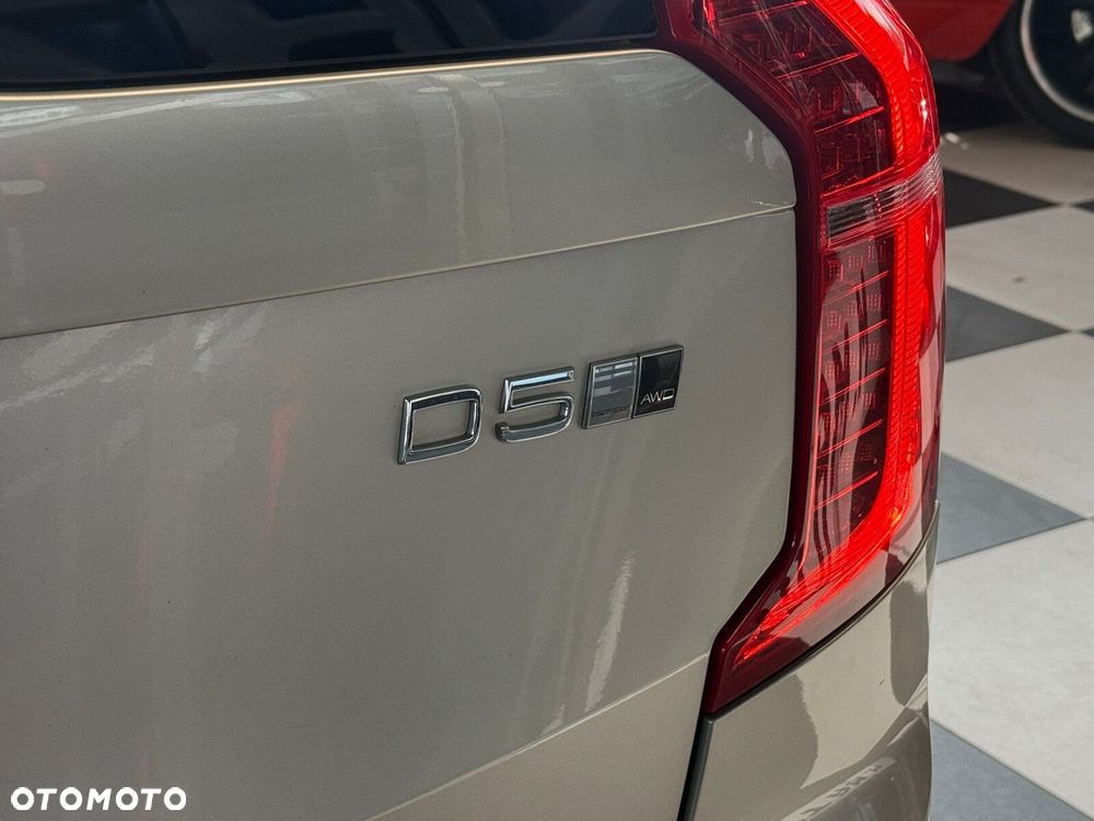 Volvo XC 90 - 6