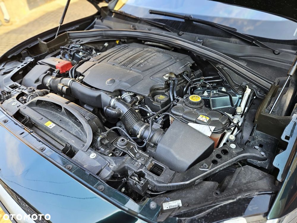 Jaguar F-Pace S AWD - 25