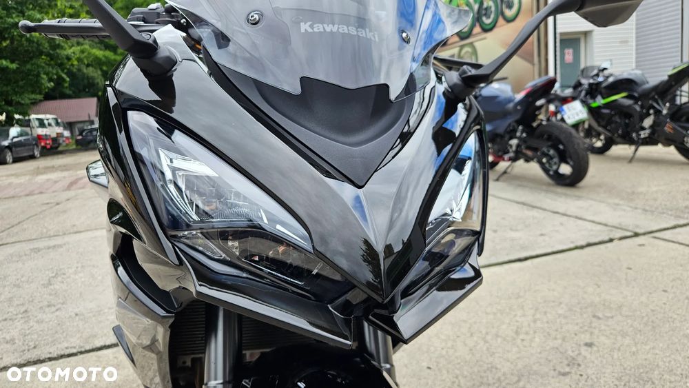 Kawasaki Ninja 1000 SX - 10