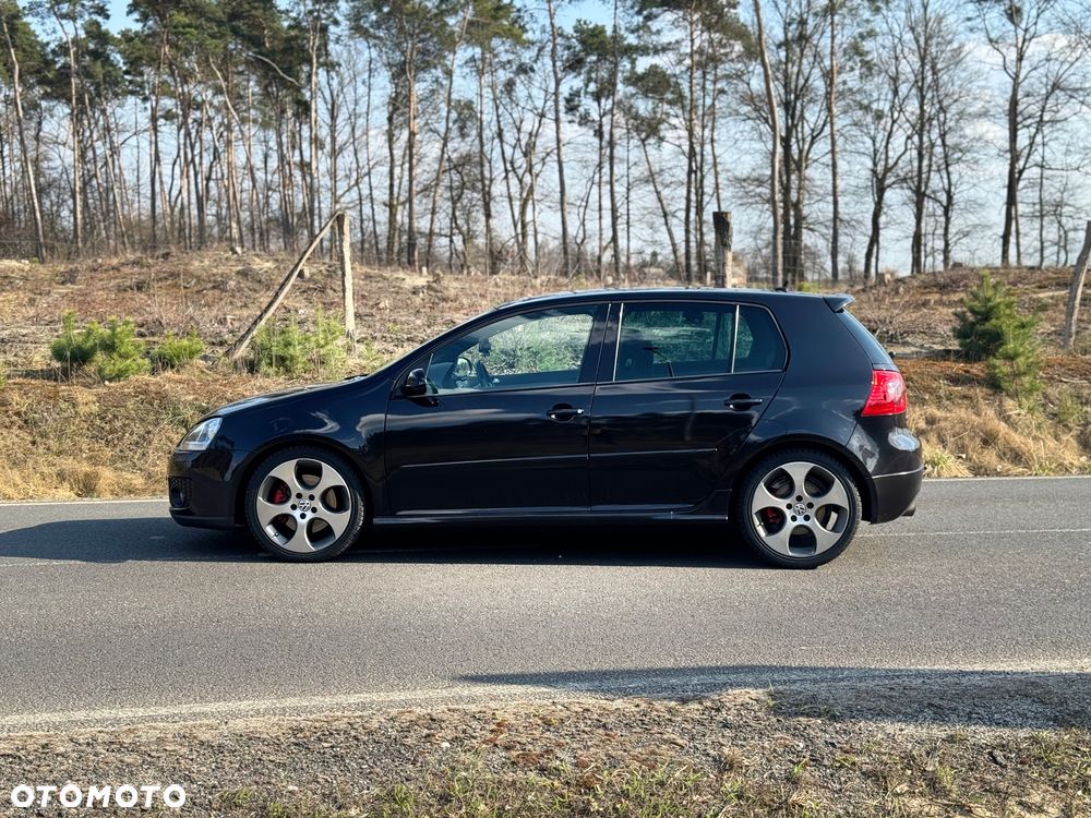 Volkswagen Golf 2.0 TSI GTI DSG - 2