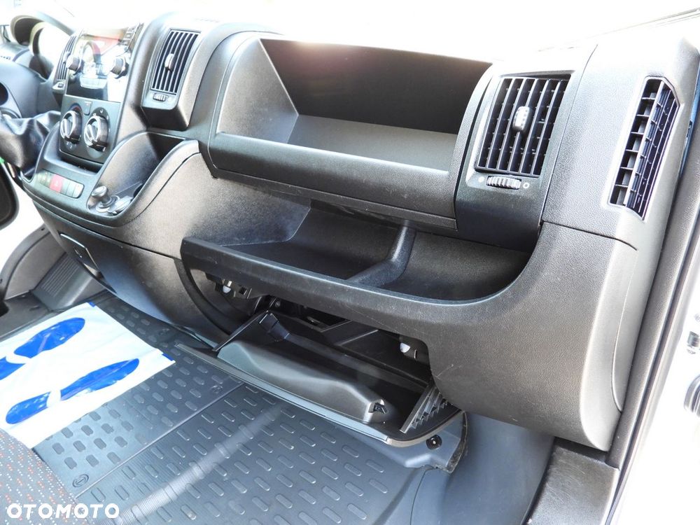 Peugeot BOXER KONTENER WINDA 8 PALET TEMPOMAT KLIMATYZACJA  130KM - 41