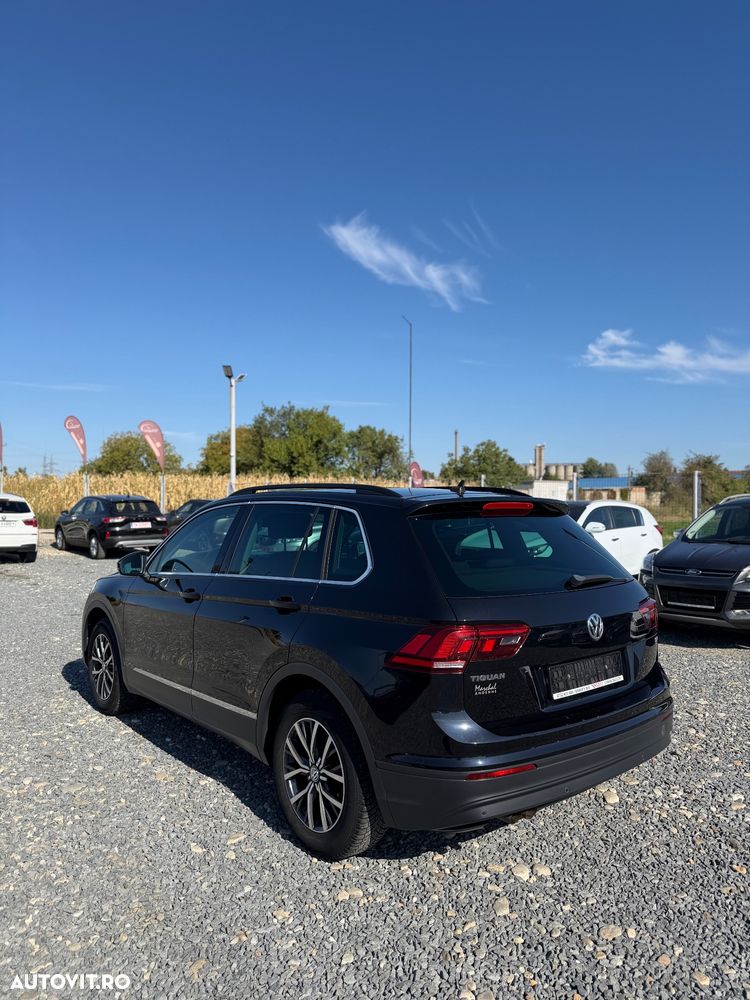 Volkswagen Tiguan - 4