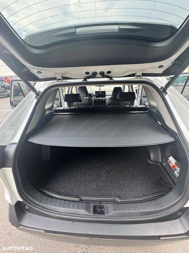 Toyota RAV4 2.5 VVT-iE 4x4 Luxury - 12