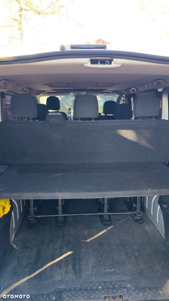 Opel Vivaro - 15