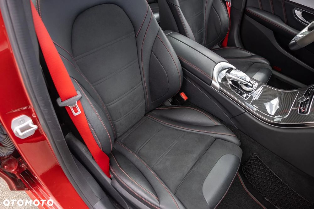 Mercedes-Benz Klasa C 450 AMG 4-Matic 7G-TRONIC - 25