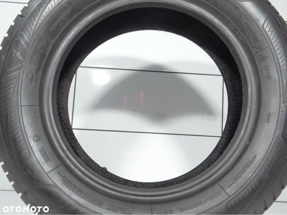 Opony całoroczne 195/65R15 95V Goodyear - 4