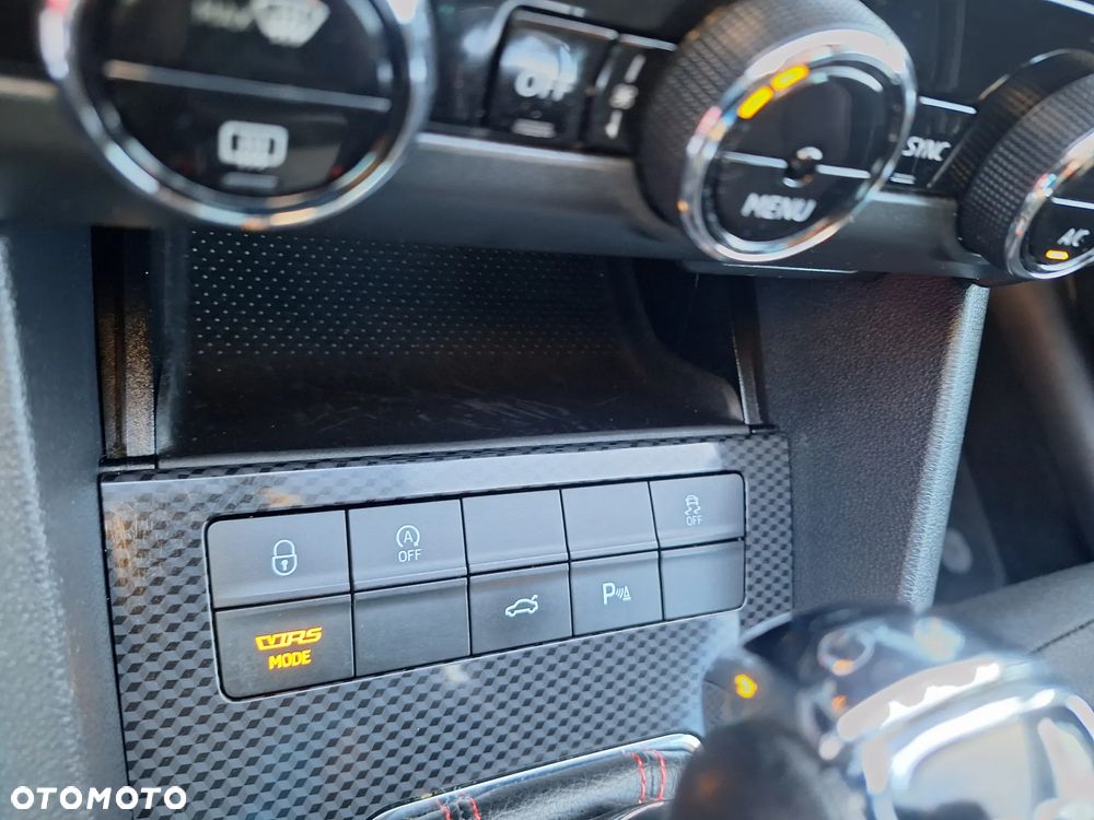 Skoda Octavia 2.0 TDI DSG RS - 15