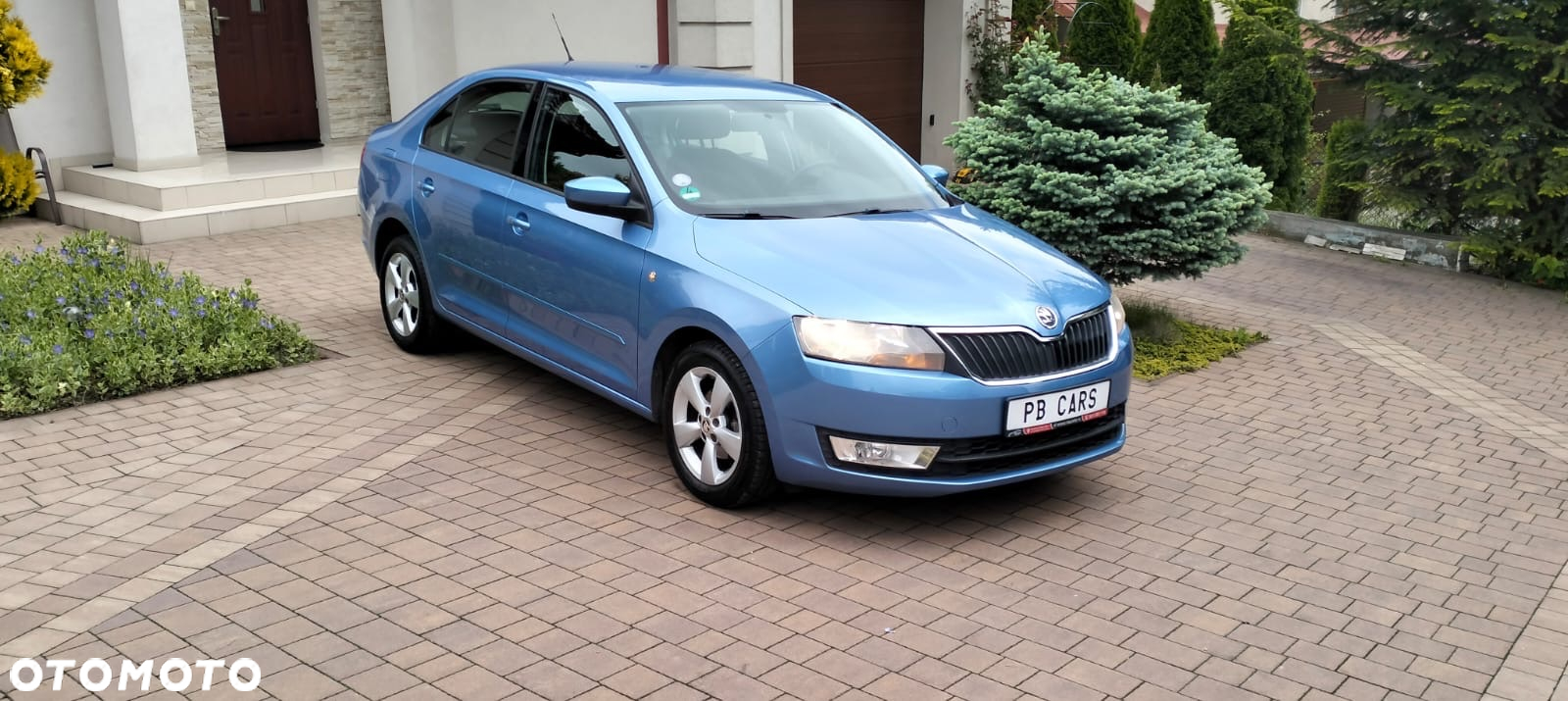 Skoda RAPID 1.2 TSI Ambition - 2