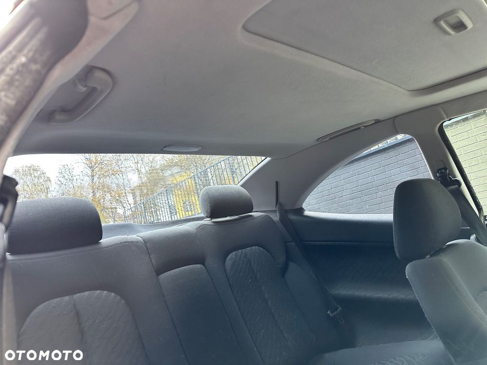 Mercedes-Benz CLK - 11