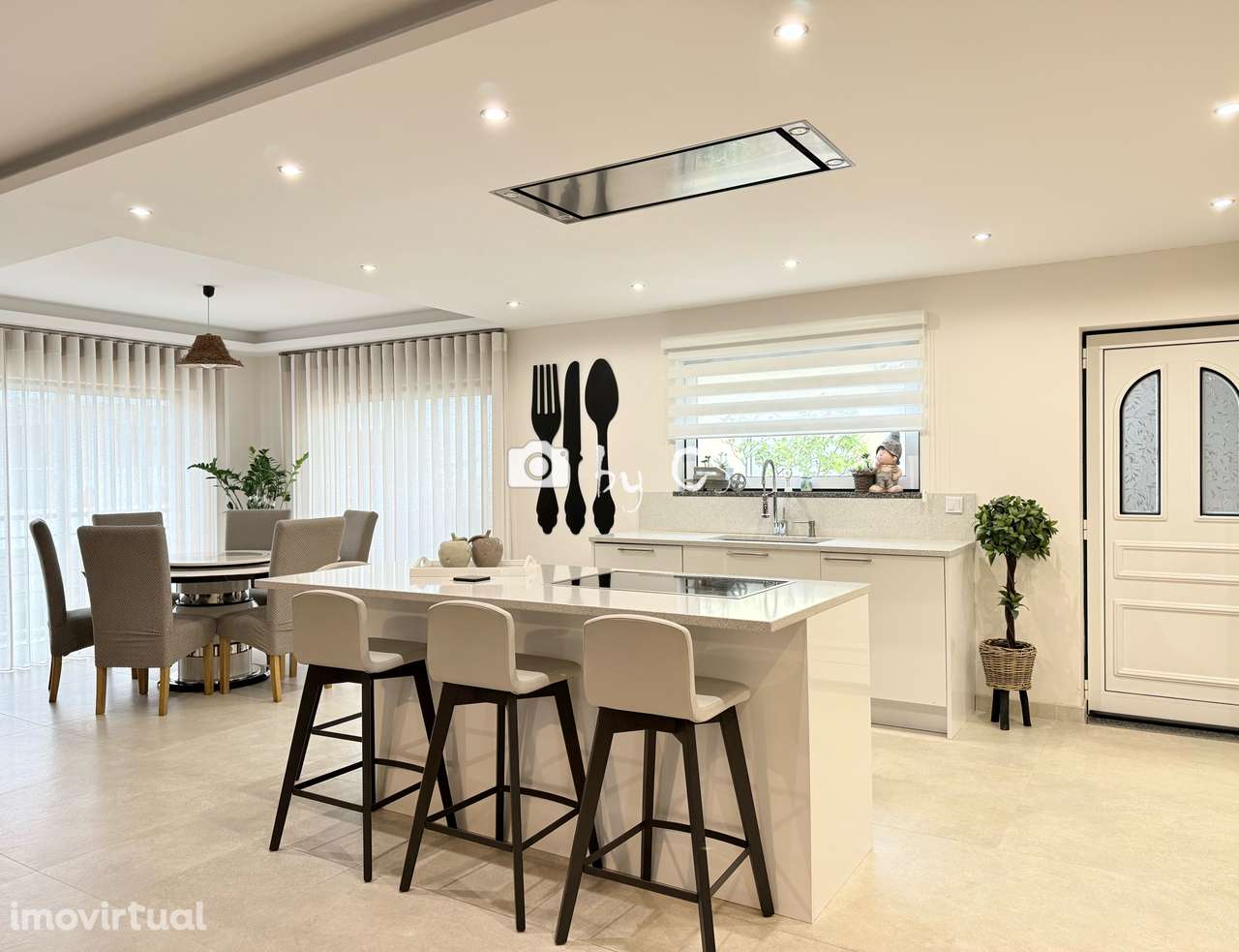 Moradia V3 em Zona Privilegiada de Portimão - Grande imagem: 3/16