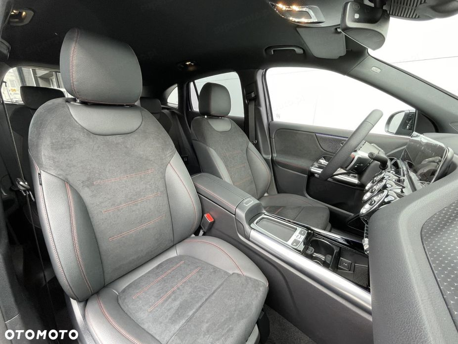 Mercedes-Benz GLA 200 AMG Line - 7