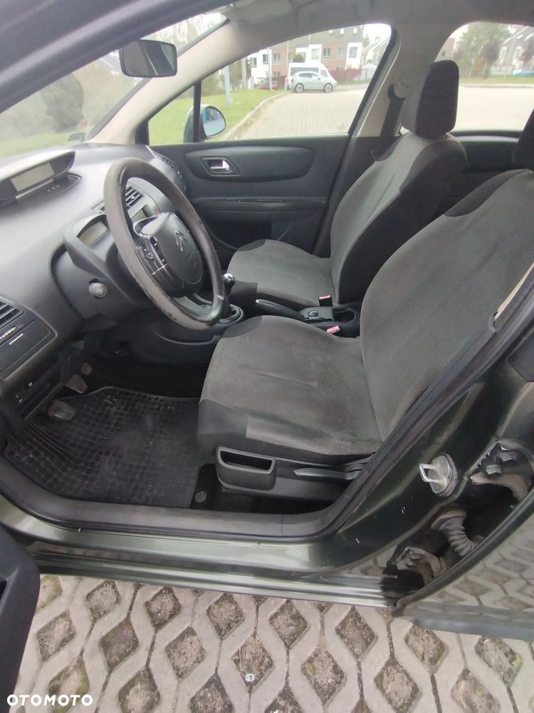 Citroen C4 2004 photo 5