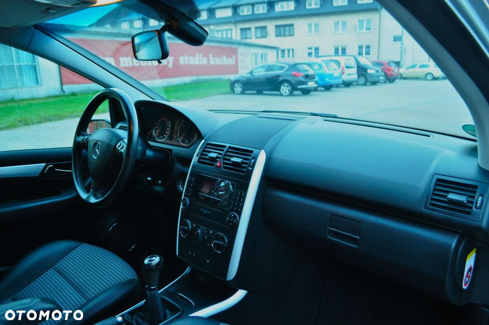 Mercedes-Benz Klasa A 150 Avantgarde Edition 10 - 20
