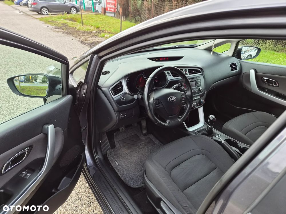 Kia Ceed 1.4 CVVT Attract - 9