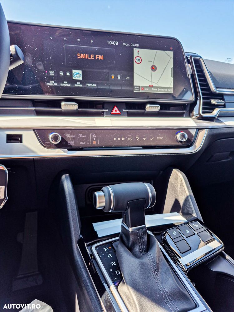 Kia Sportage 1.6 T-GDI 7DCT HP 4x2 MHEV Urban - 9