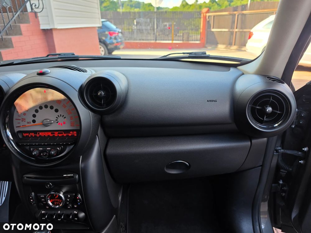 MINI Countryman Cooper SD All4 - 23