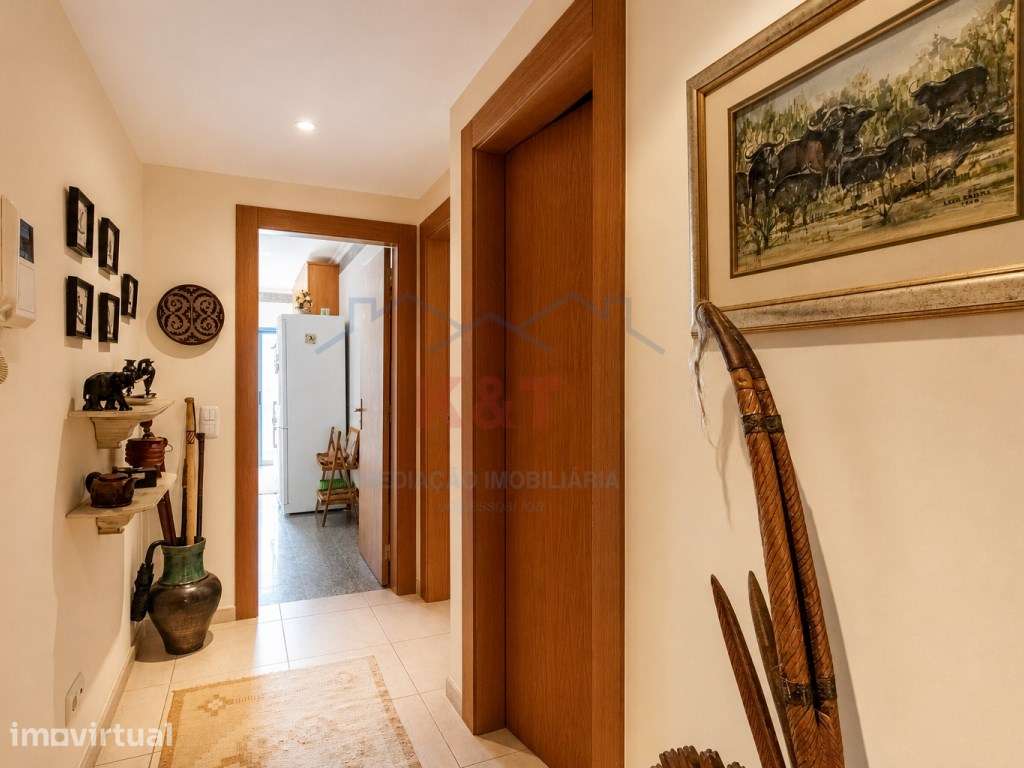 Apartamento T2+1, 400 metros do areal da Praia da Rocha - Grande imagem: 2/25