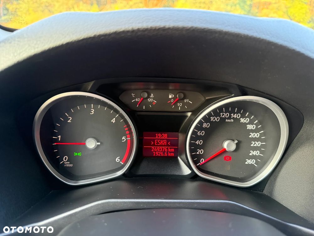 Ford Mondeo 2.0 TDCi Ambiente - 11