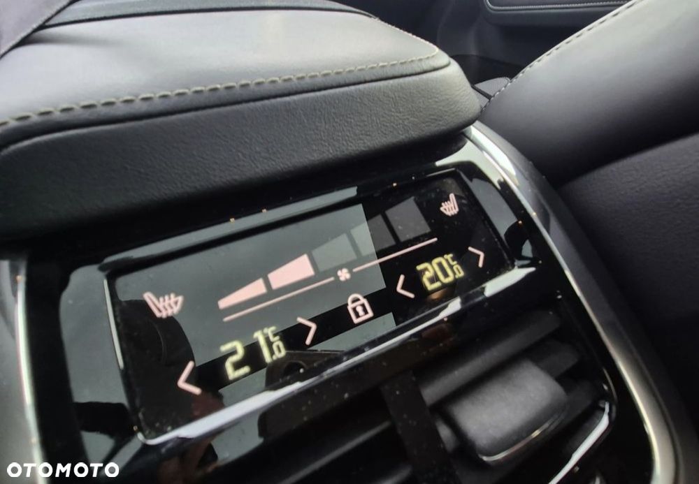 Volvo XC 60 B4 D Geartronic RDesign - 11